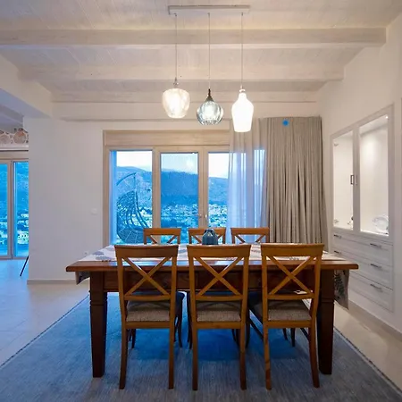 Myloi Luxury Villa *