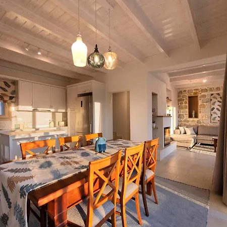 Villa Myloi Luxury *