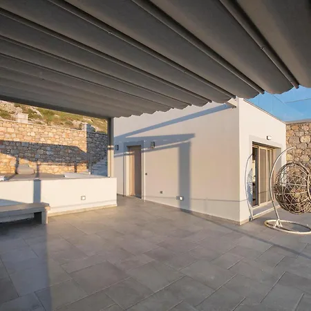 Myloi Luxury Villa