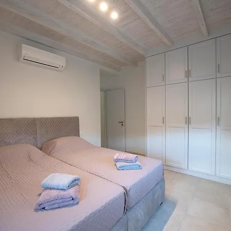 Villa Myloi Luxury *